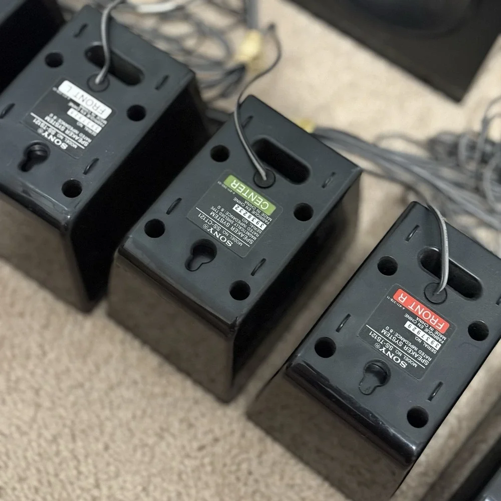Sony Surround System SS-WS 121 + 1 SS-CT121 & 4 SS-TS121 Speakers UNTESTED